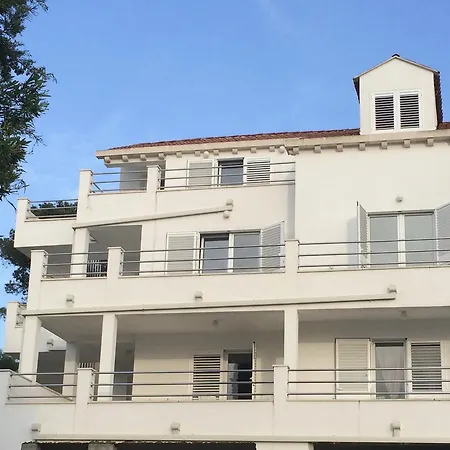 아파트 Blanca 챠브타트